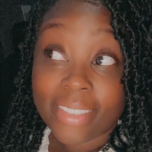 Meet your Posher, Dekeisha